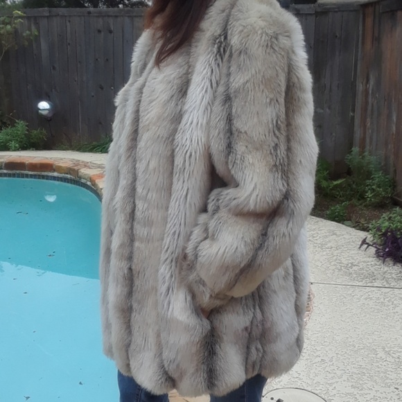 Regina Glenara by Glenoit Jackets & Blazers - Regina Glenara by Glenoit fur coat